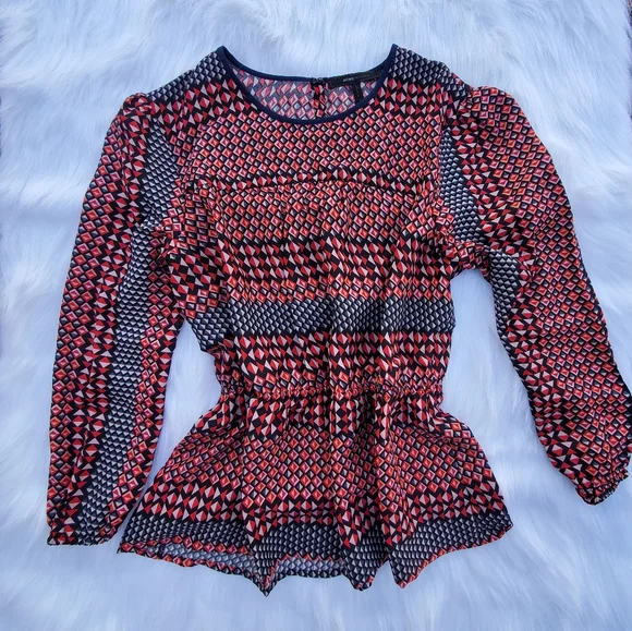 ⭐️2/$25⭐️Blouse Long Sleeve Elastic Waist Geometric Pattern - Picture 1 of 8